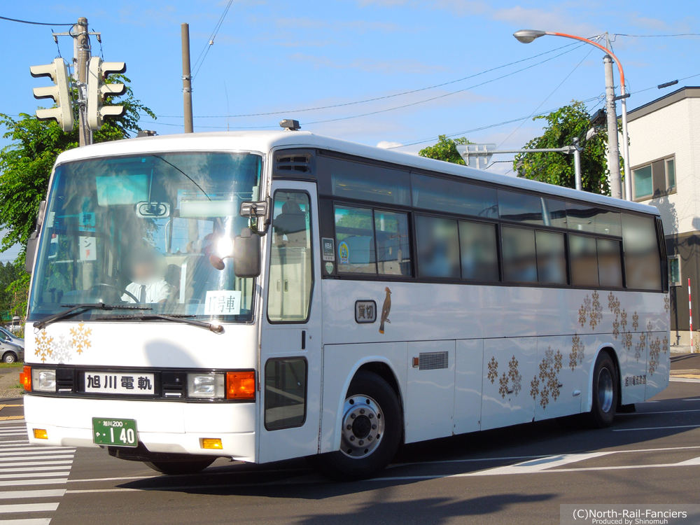 旭川200か140-ドア側(前)