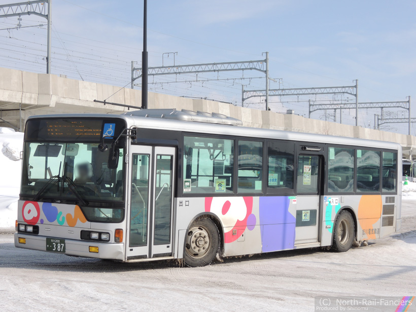 旭川200か387-ドア側(前)