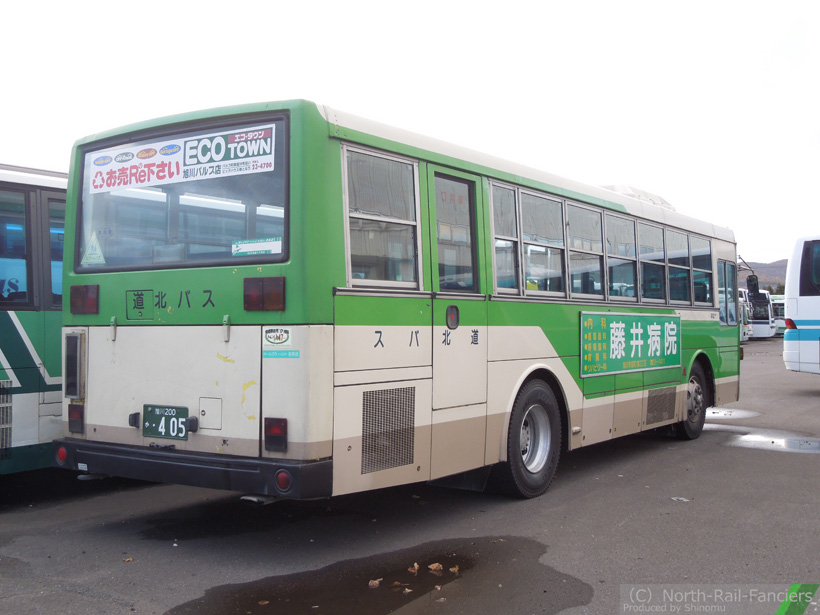 旭川200か405-運転席側(後)