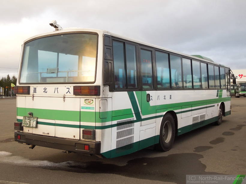 旭川200か514-運転席側(前)