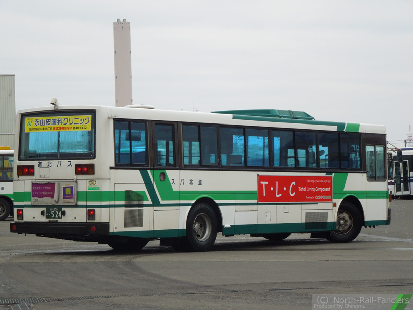 旭川200か524-運転席側(後)