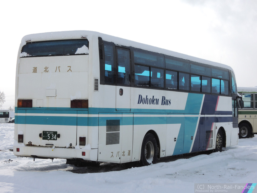 旭川200か534-運転席側(後)