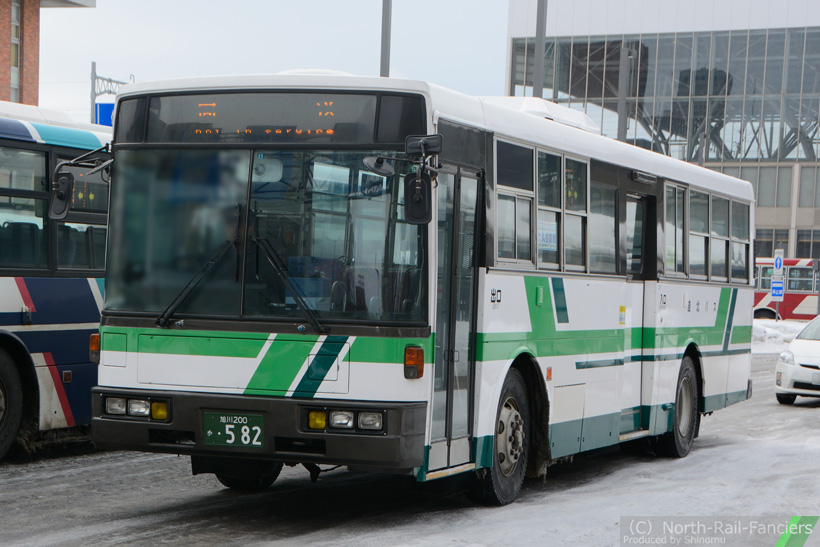 旭川200か582-4