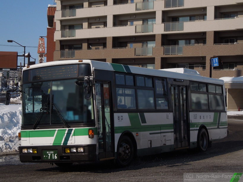 旭川200か716-1