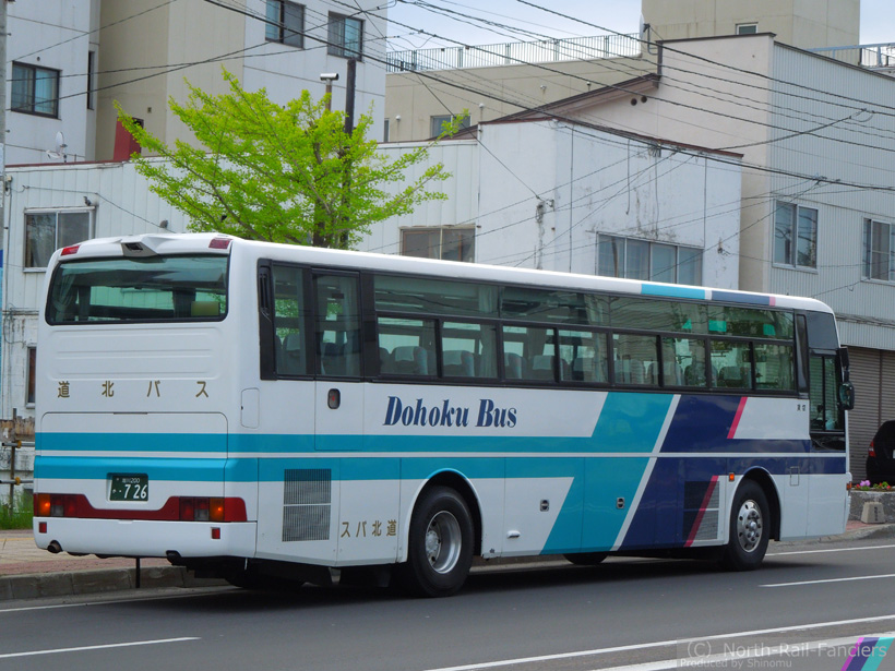旭川200か726-運転席側(後)