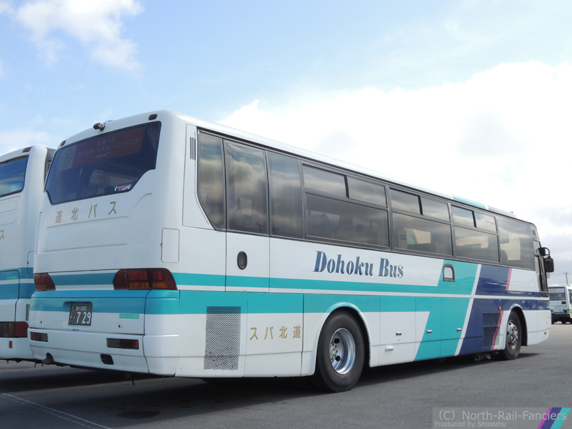 旭川200か729-運転席側(後)