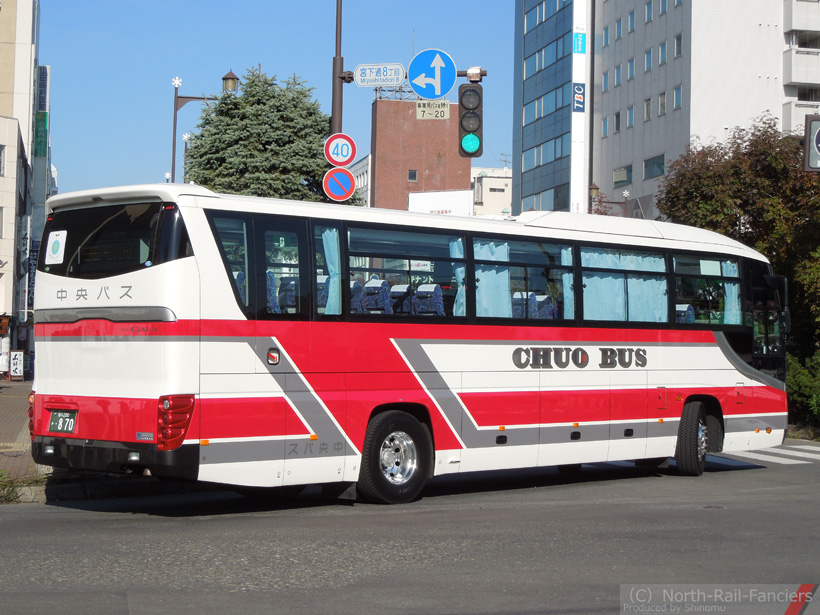 旭川200か870-運転席側(後)