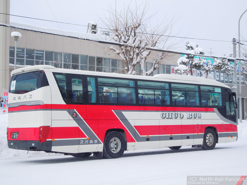 旭川200か872-運転席側(後)