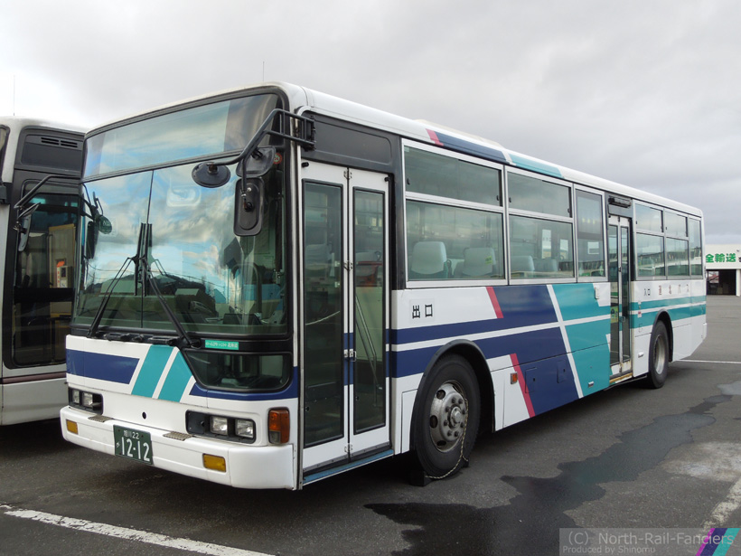 旭川22か1212-ドア側(前)