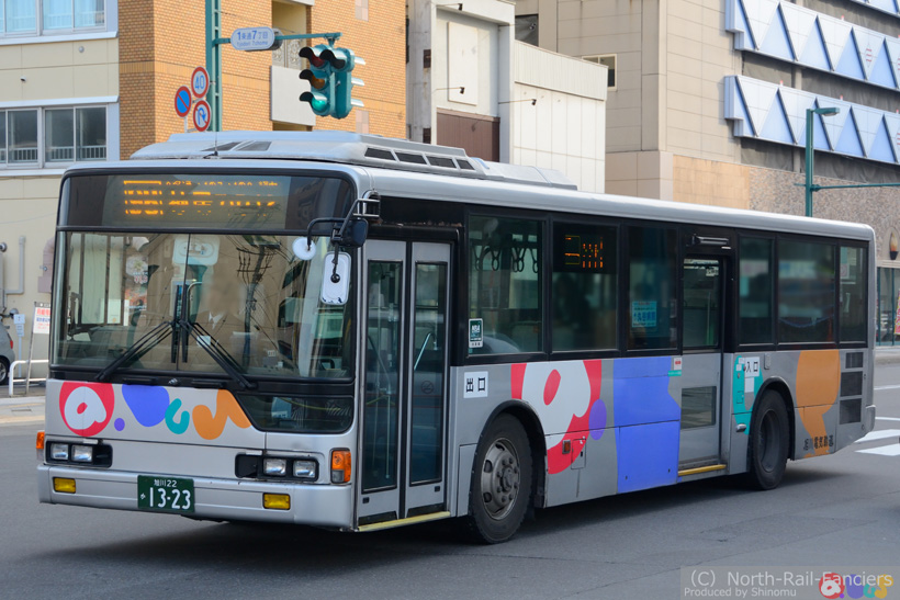 旭川22か1323-2