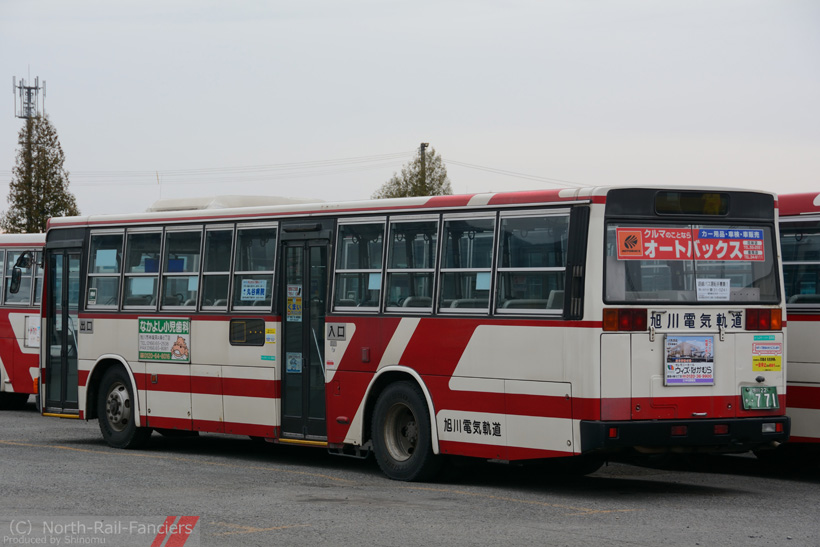 旭川22か771-ドア側(後)