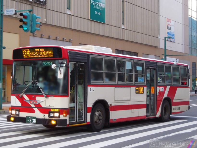 旭川22か838-ドア側(前)