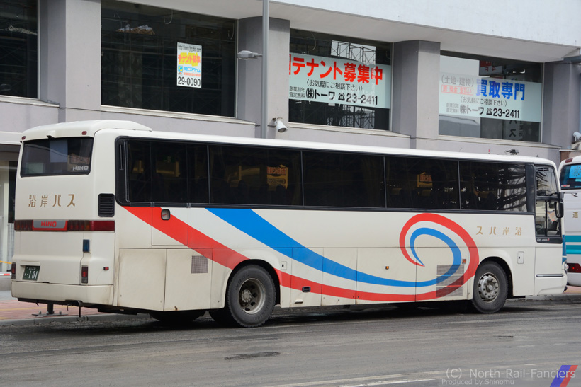 旭川230あ101-運転席側(後)