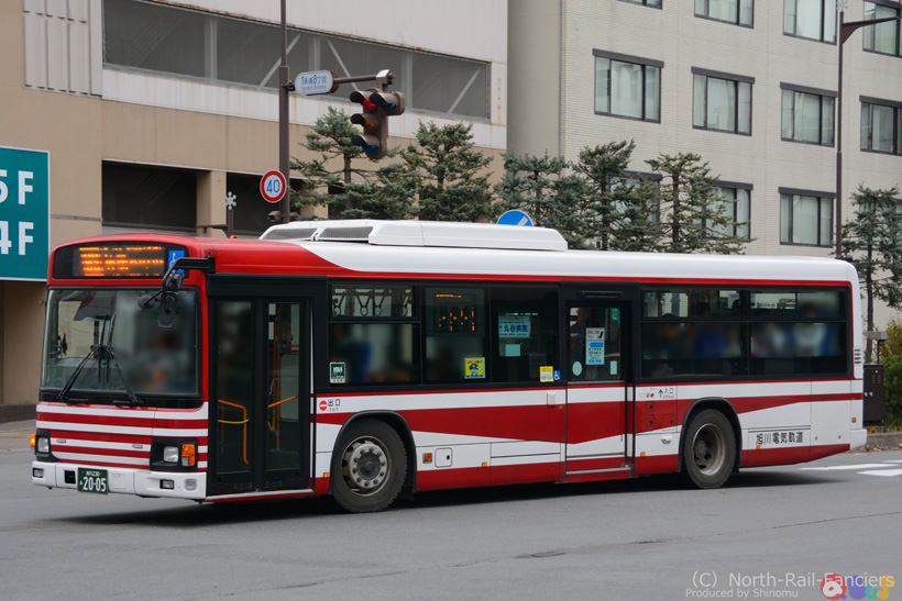 旭川230あ2005-2
