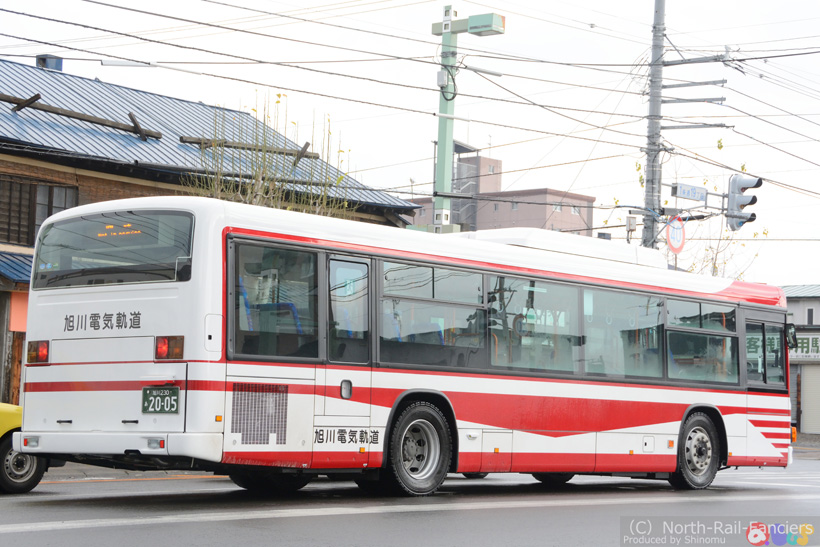 旭川230あ2005-運転席側(後)